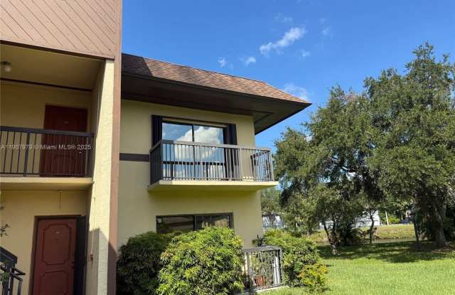 7985 SW 86th St photos photos