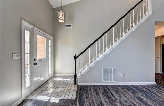 235 Tanners Court Gallery 2