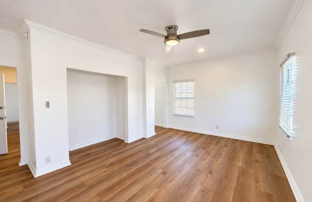 2126 Ridgeley Drive Gallery 4