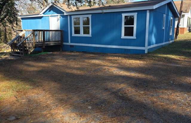 2904 N Arkansas Ave - 2904 North Arkansas Avenue, Russellville, AR 72802