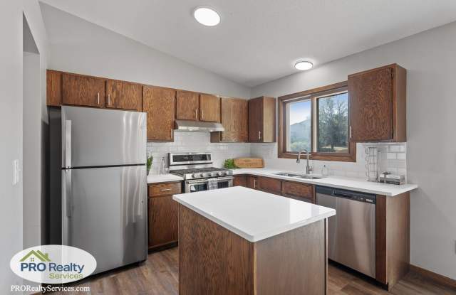 4 Bedroom House in Eagan photos photos 4 Bedroom House in Eagan photos photos