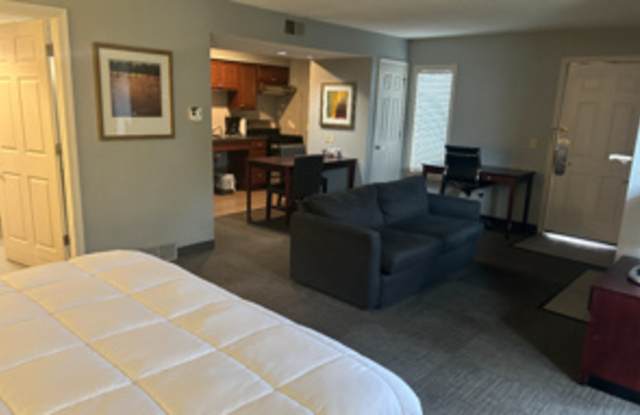 New Haven Village Suites Gallery 3