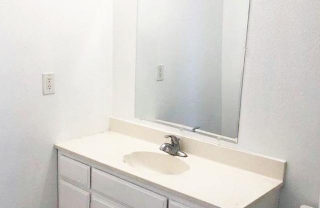 16615 S Denver Ave photos photos