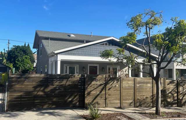 340 North La Fayette Park Place photos photos