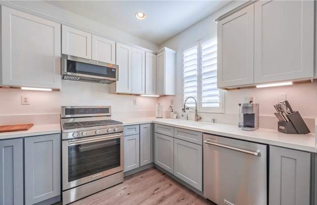 7010 Dorland St photos photos