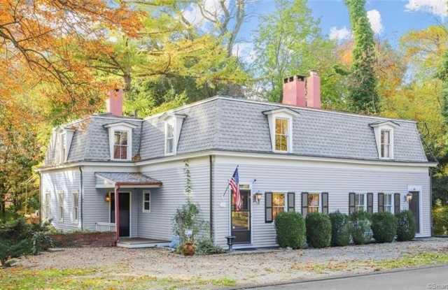 49 Hollow Tree Ridge Road Gallery 3