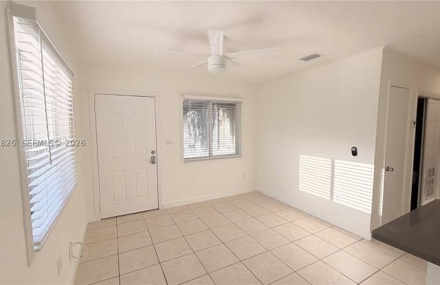 2540 NE 181st St photos photos 2540 NE 181st St photos photos