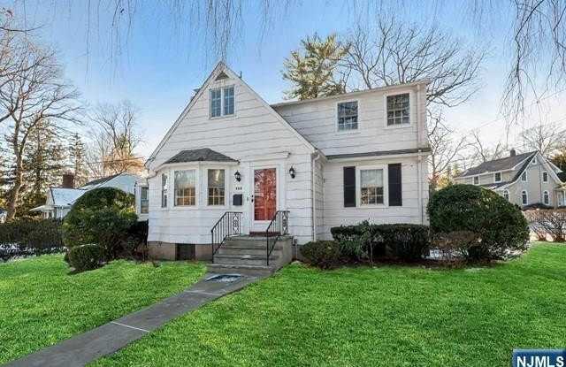 524 N Monroe Street 2 photos photos