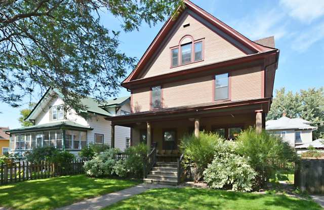 Charming 4BR Duplex in Merriam Park - Available 9/11! photos photos Charming 4BR Duplex in Merriam Park - Available 9/11! photos photos