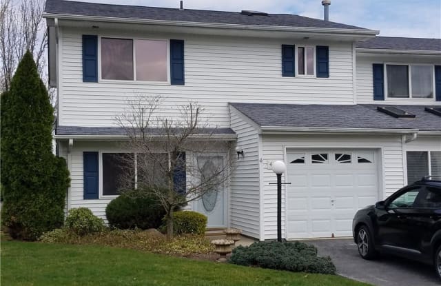 406 Plover Court - 406 Plover Court, New Windsor, NY 12553