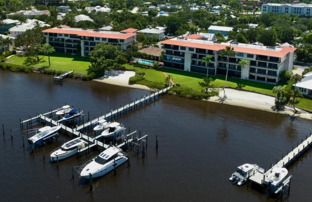624 SW St Lucie Crescent - 624 Southwest Saint Lucie Crescent, Stuart, FL 34994