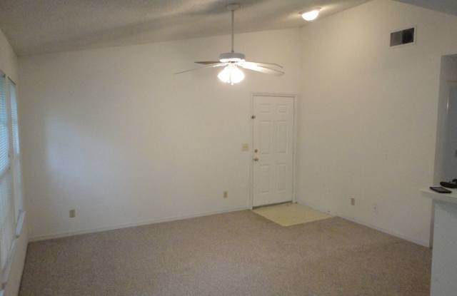 1087 S. Hiawassee Rd. #421 Gallery 4