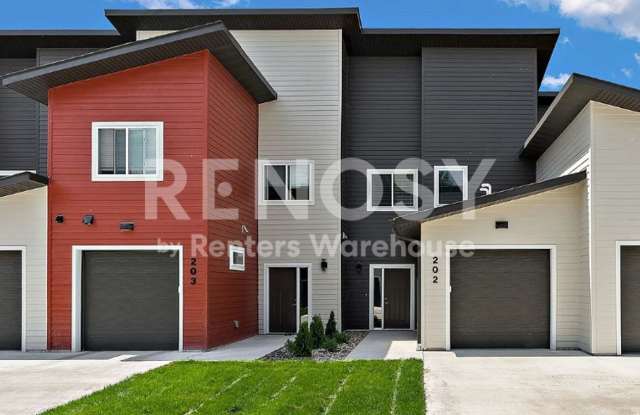 Available Now! - 3609 9th St NW Unit C, Rochester MN 55901 photos photos