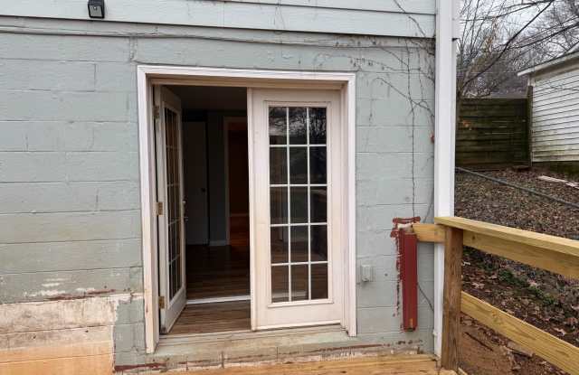 2702 Evergreen Street Southeast - Unit B photos photos