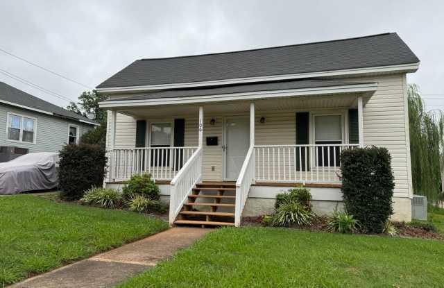 MOVE-IN READY! Gallery 4