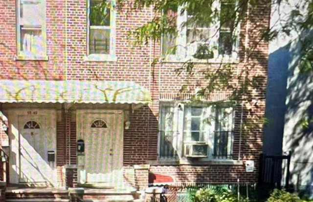 35-40 92 Street unit: 2Fl Front photos photos