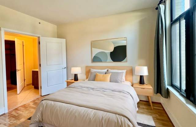 1 BED + DEN w/ GYM, GARAGE, EN SUITE LAUNDRY - 4301 Military Road Northwest, Washington, DC 20015