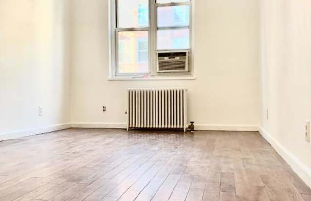 317 W 29TH ST. photos photos