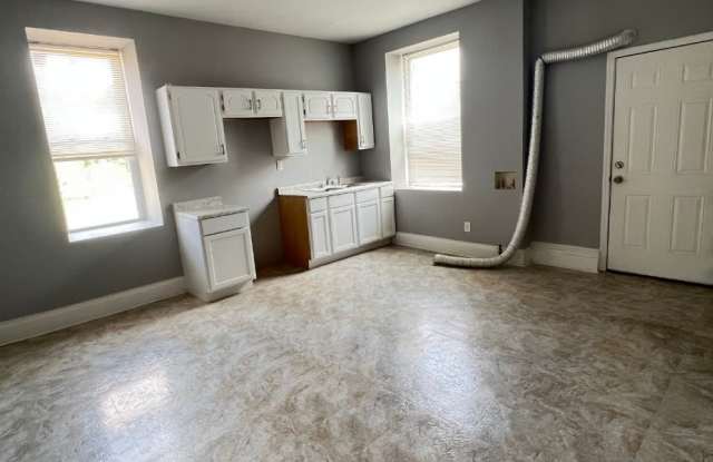 2100 Adelaide, First floor photos photos