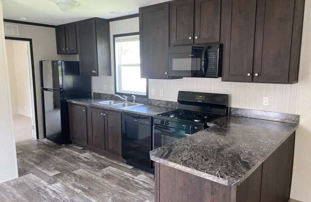 160 Forrest Ave photos photos