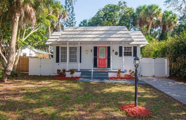 655 Dahlia Lane - 655 Dahlia Lane, Vero Beach, FL 32963 655 Dahlia Lane - 655 Dahlia Lane, Vero Beach, FL 32963