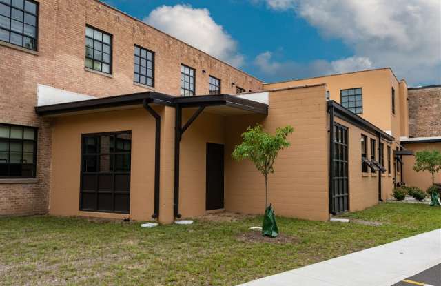 Garden View Senior Apartments Gallery 2