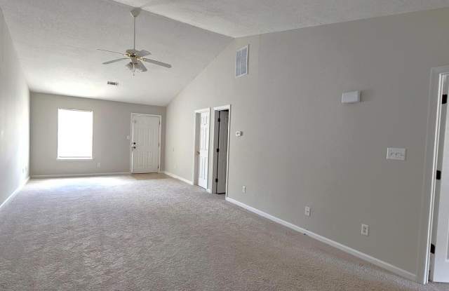 340 Greendale Place Gallery 3