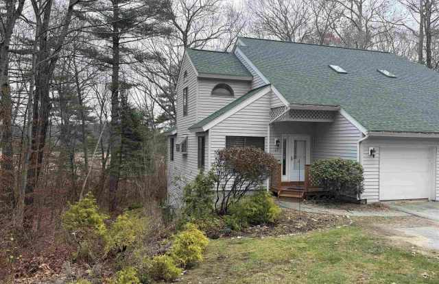 17 Bayberry Drive - 17 Bayberry Drive, Rockingham County, NH 03811