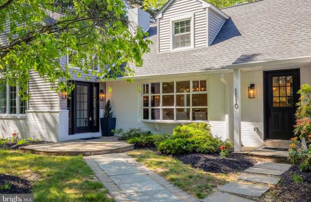 1110 W VALLEY Road Gallery 3