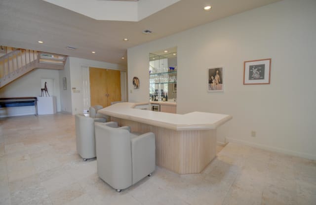 18 Sutton Drive - 18 Sutton Drive, Boynton Beach, FL 33436