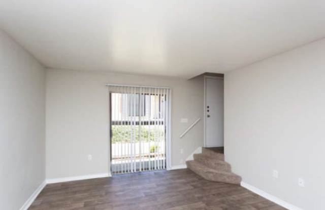 9264 N Plaza Gallery 4
