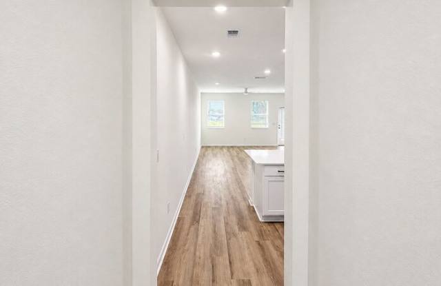 8648 Elmo Lane Gallery 1