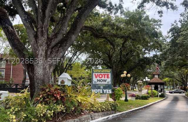 3760 Inverrary Dr Gallery 2