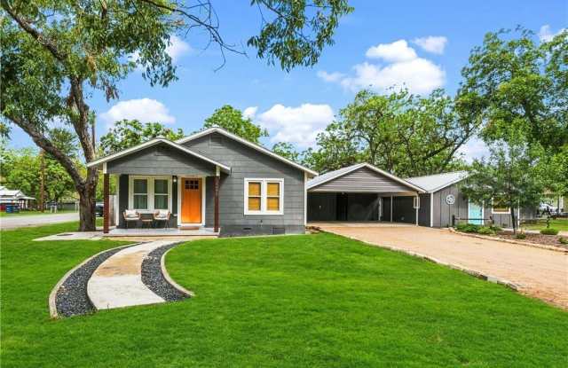 2288 Gruene Road Gallery 2