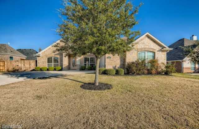 106 Abbey Road - 106 Abbey Road, Waxahachie, TX 75165