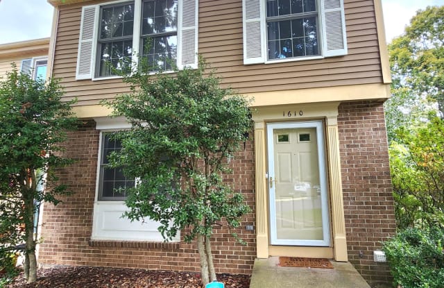 1610 Barnstead Dr - 1610 Barnstead Drive, Reston, VA 20194