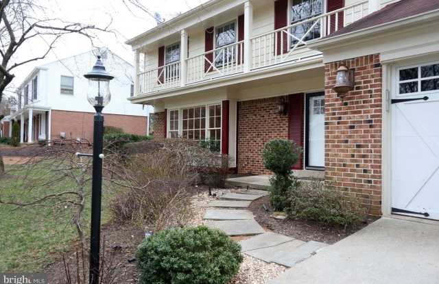 12840 HUNTSMAN WAY Gallery 2