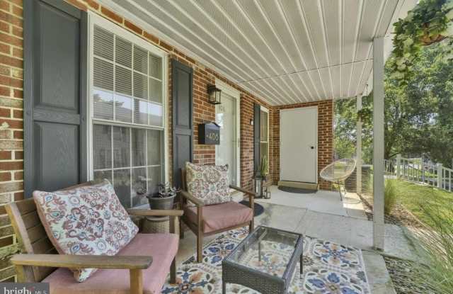 406 MIDDLETON Place Gallery 1