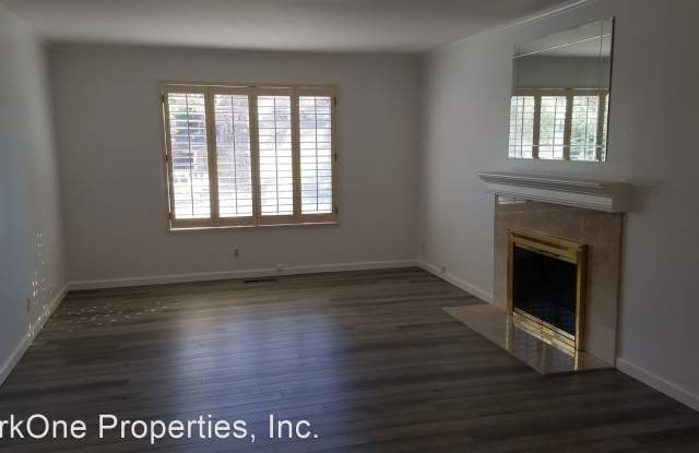 2109 Devonshire Court Gallery 2