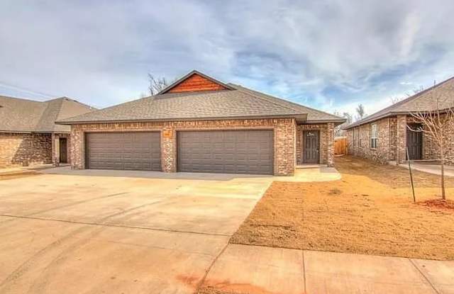 3 Bedroom 2 Bath Duplex in Settlers Crossing, El Reno, OK! MOVE-IN SPECIAL HALF OFF FIRST FULL MONTH'S RENT! photos photos