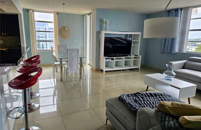 1301 NW Miami Gardens Dr photos photos