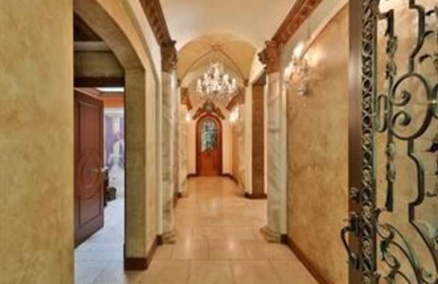 4090 Valley Meadow Road Gallery 4