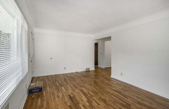 5215 E S Avenue Gallery 2