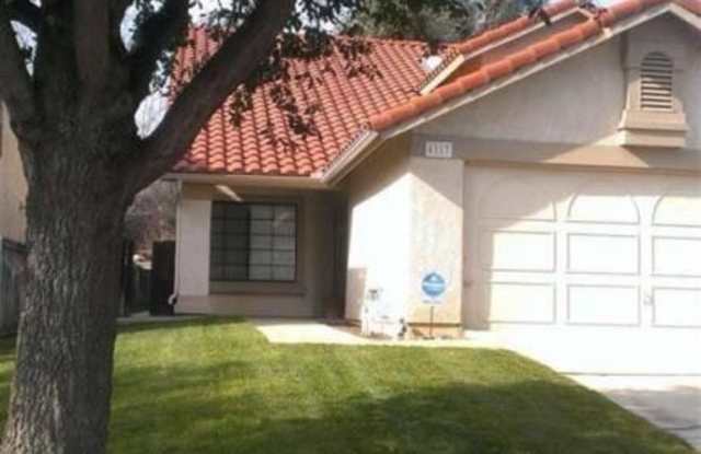 4117 Lost Springs Drive - 4117 Lost Springs Drive, Calabasas, CA 91301
