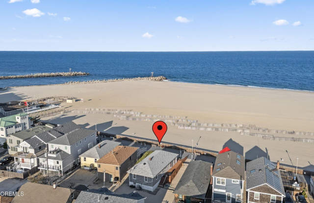 115 Boardwalk Gallery 2