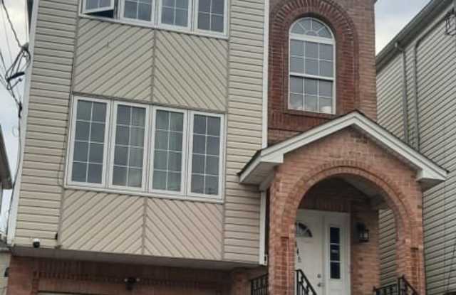 446 Marshall St photos photos