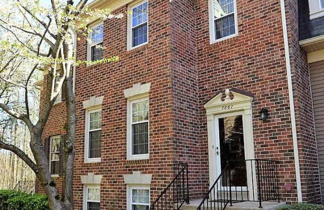7867 HAMPTON VILLAGE PASS - 7867 Hampton Village Pass, Annandale, VA 22003