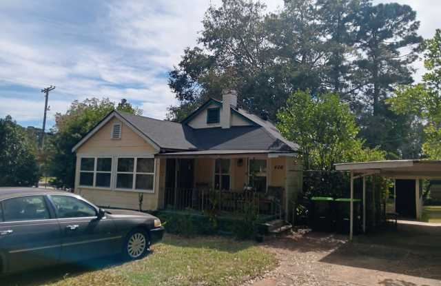 406 Brookwood Drive - 406 Brookwood Drive, Thomaston, GA 30286