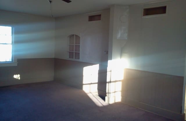 301 Granby Gallery 4