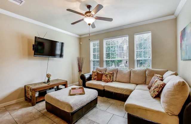 27 Umbria Lane - 27 Umbria Ln, The Woodlands, TX 77382